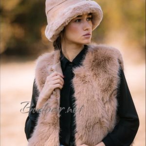 дамски комплект от шапка и елек арт.606