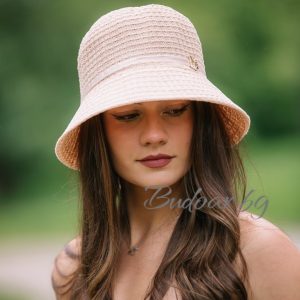 Дамска шапка "D" арт.Р076