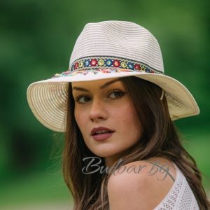 Дамска шапка "Федора" с етно акцент  арт.Р056