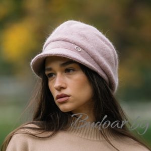 дамска шапка с "JIAY", код С118