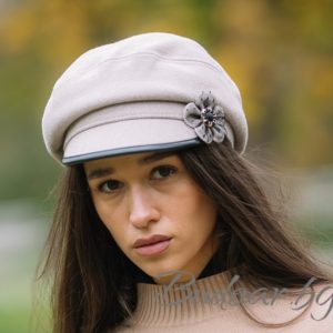 дамски каскет с цвете, код С179